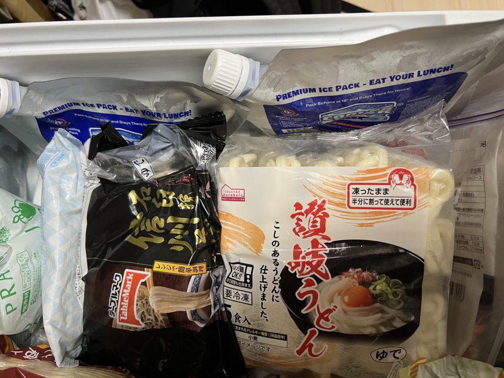 冷蔵庫の隙間に入れやすい！